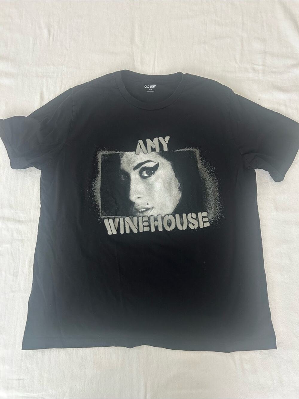 Amy Winehouse Women’s Large Black Graphic Tee Retro Y2K Indie Music T Shirt